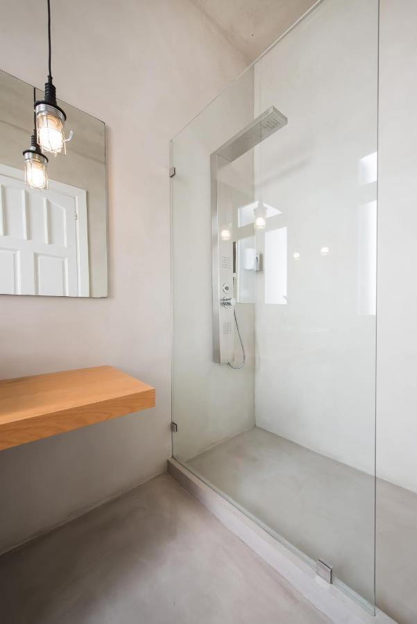 Monk Monastiraki Suites Афины Экстерьер фото