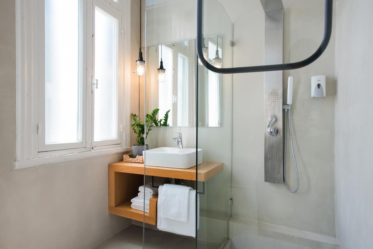 Monk Monastiraki Suites Афины Экстерьер фото