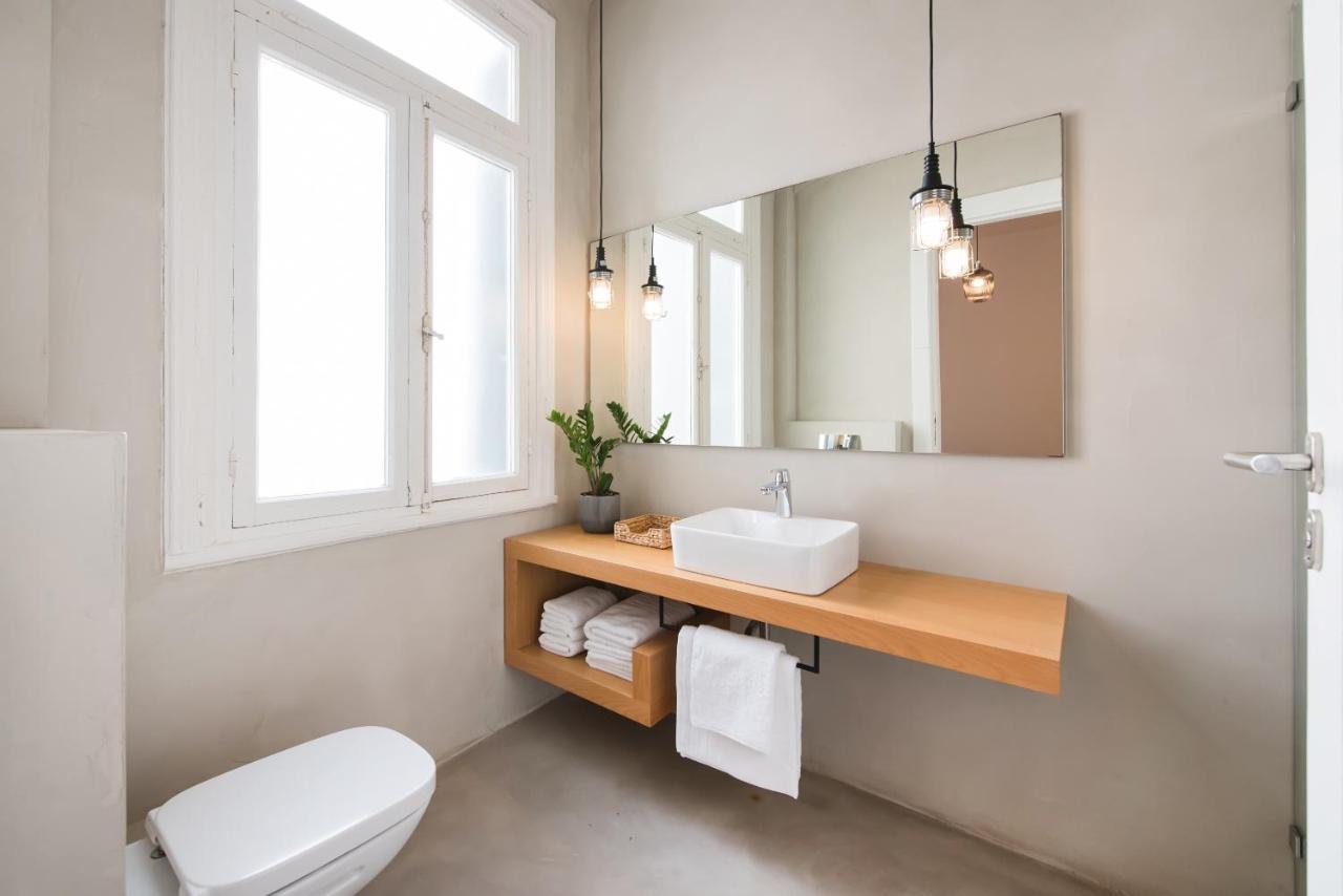 Monk Monastiraki Suites Афины Экстерьер фото