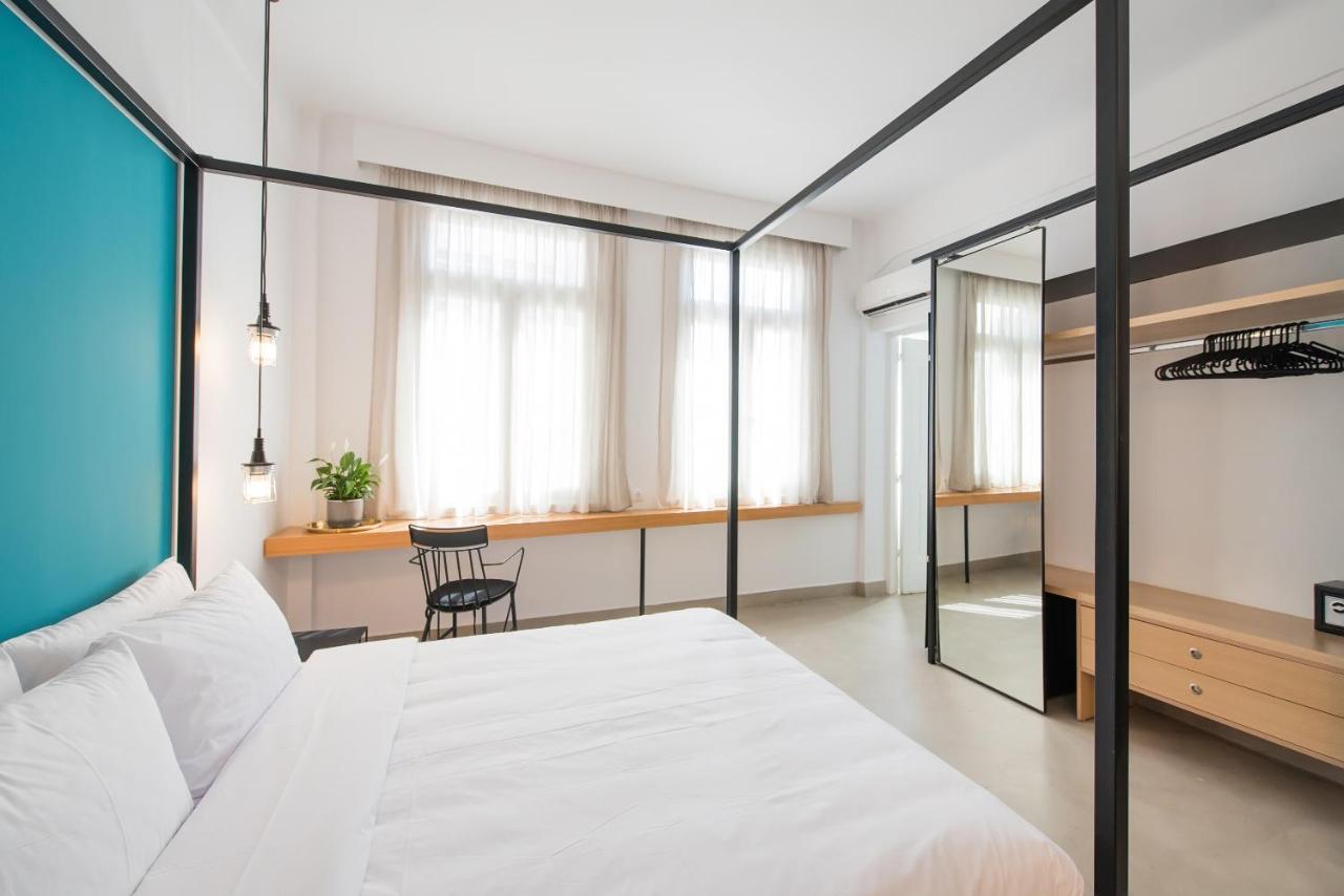 Monk Monastiraki Suites Афины Экстерьер фото
